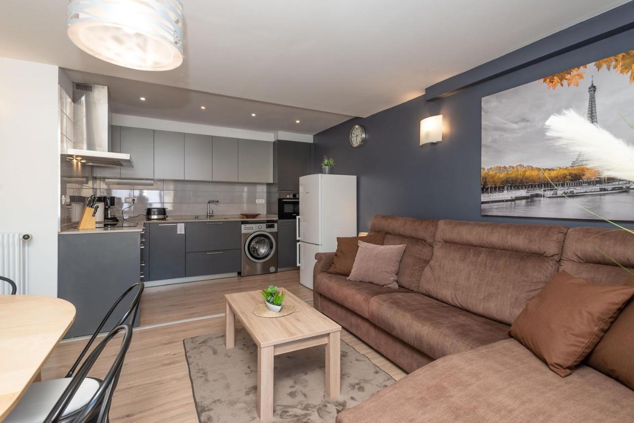 Apartamentos Vaquers Mikka 3000 Pas De La Casa Luaran gambar