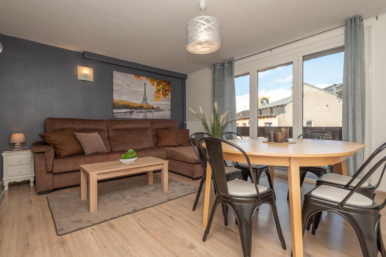 Apartamentos Vaquers Mikka 3000 Pas De La Casa Luaran gambar