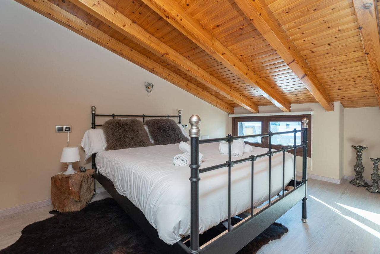 Apartamentos Vaquers Mikka 3000 Pas De La Casa Luaran gambar